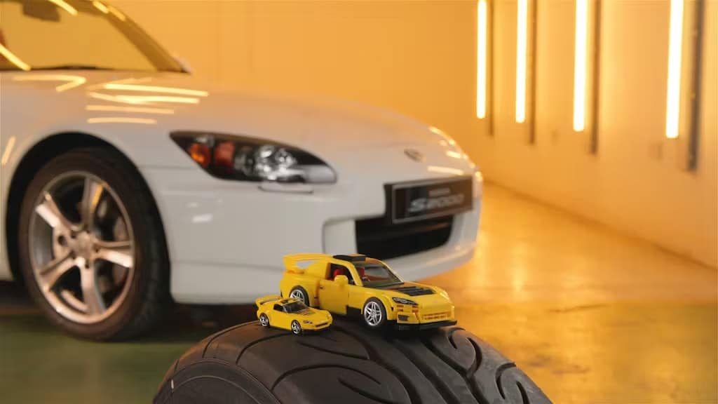 Honde dolaze ravno u Mattel Brick Shop garažu