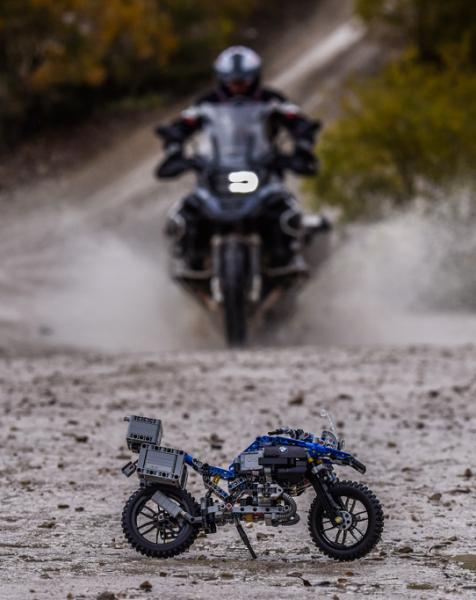 Lego Technic BMW R 1200 GS Adventure 42063