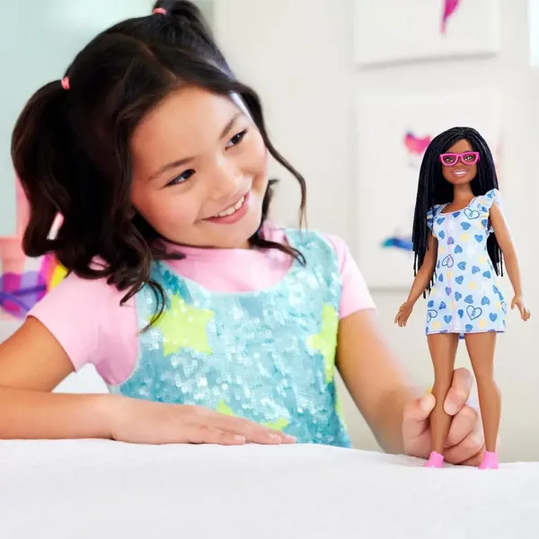 Barbie: Fashionista stilska Barbie lutka s Downovim sindromom - Mattel slika 3