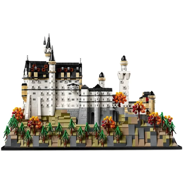 LEGO® Architecture: Dvorac Neuschwanstein (21063) slika 3