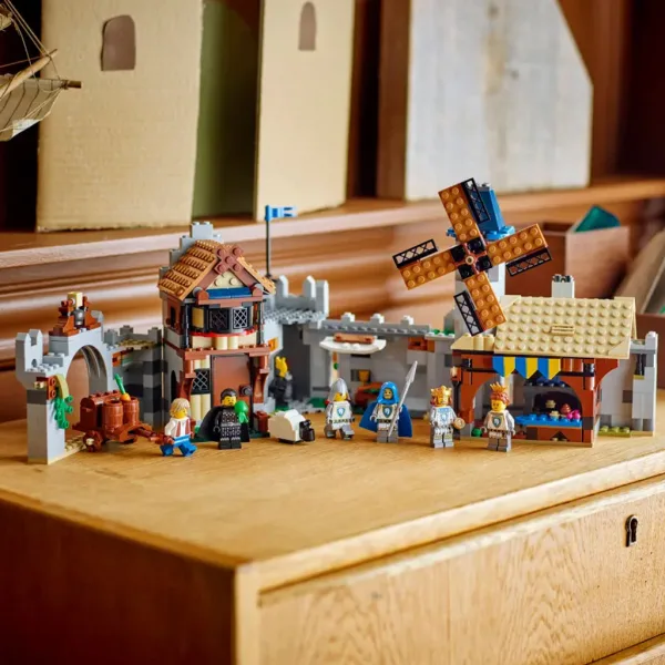 LEGO® Creator: Srednjovjekovni viteški dvorac (31168) slika 7