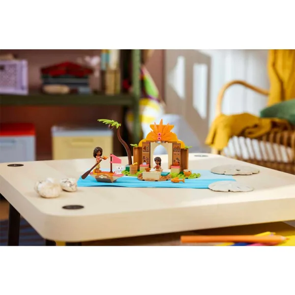 LEGO® Disney™: Seoska kuća i splav (43282) slika 4