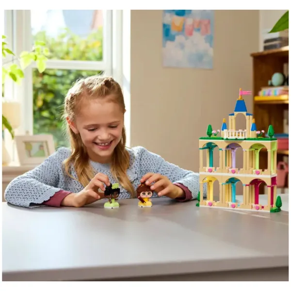 LEGO® Disney: Mini Belle i Tiana s dvorcem (43291) slika 4