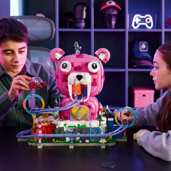 LEGO® Fortnite: Rave pećina (77082) slika 4