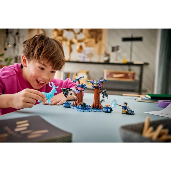 LEGO® Harry Potter™: Zabranjena šuma: Expecto Patronum (76475) slika 5