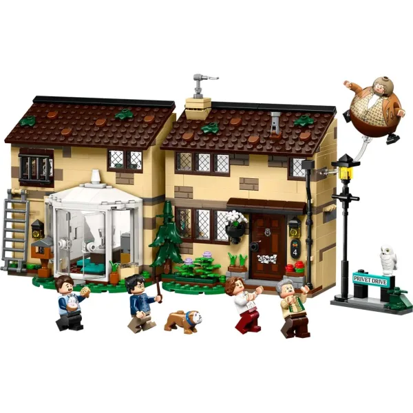 LEGO® Harry Potter: Privet Drive: Posjet tete Marge (76451) slika 3