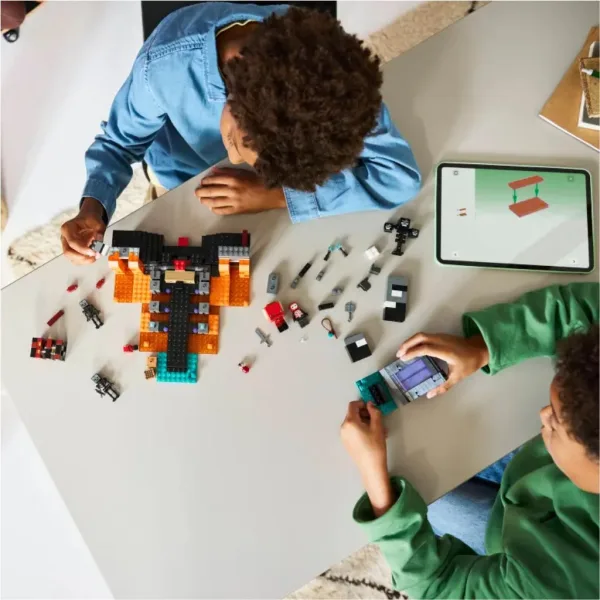 LEGO® Minecraft: Bitka protiv Withera (21590) slika 5