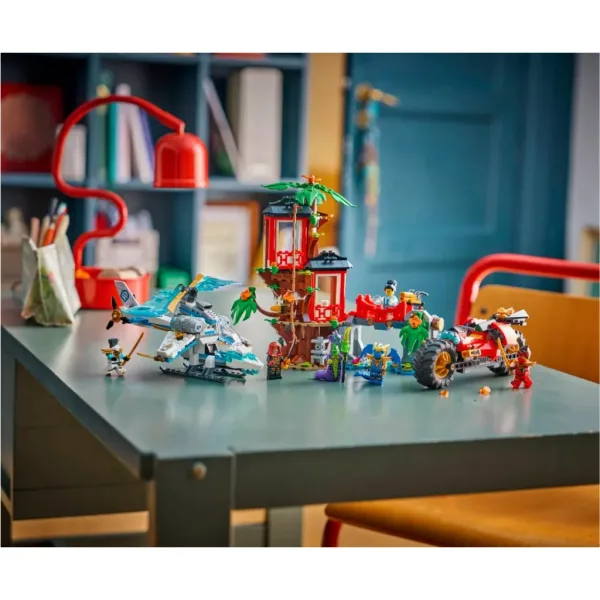 LEGO® Ninjago: Bitka ninja vozila kod kućice na drvetu (71857) slika 5