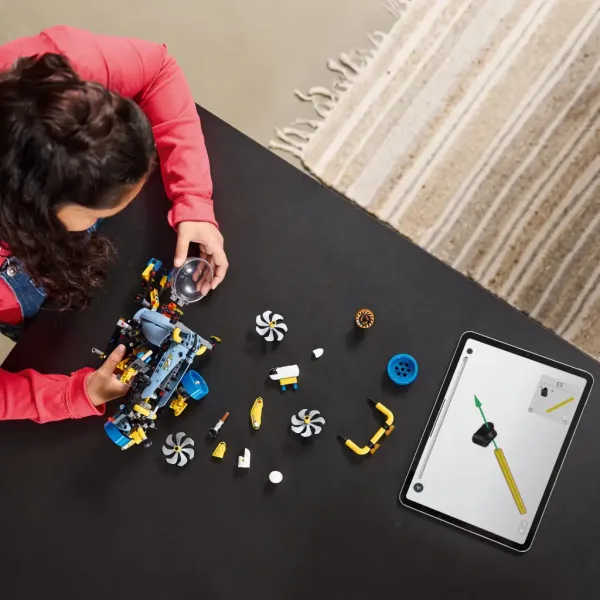 LEGO® Technic: Podmornica za dubokomorska istraživanja (42201) slika 5