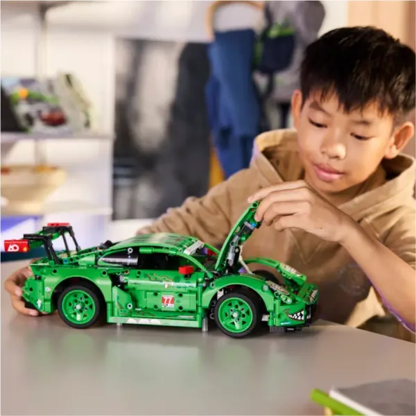 LEGO® Technic: Porsche 911 GT3 R REXY AO Racing automobil (42224) slika 6