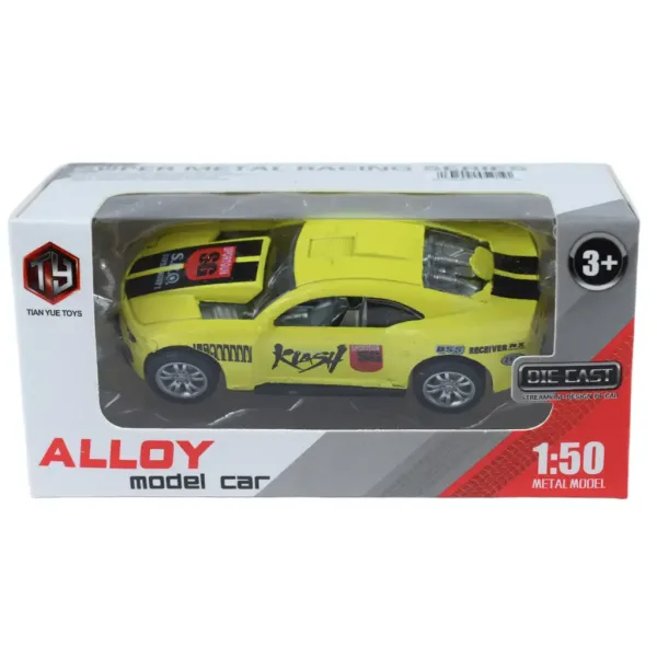Model automobila: Metalni trkaći automobil u različitim verzijama 7cm 1/50 1db slika 10