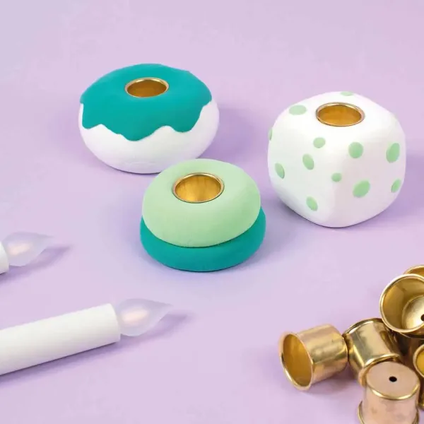PlayBox: Mjedeni držači za svijeće promjera 21 mm, pakiranje od 25 komada slika 3