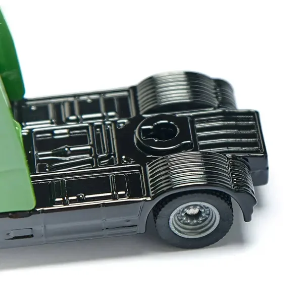 SIKU Volvo tegljač s poluprikolicom 1/87 slika 4