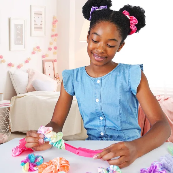 WeCool: ILY DIY Scruncheeze set za izradu gumica za kosu slika 5