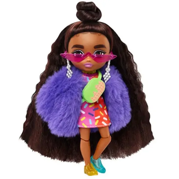 Barbie Ekstravagantna mini lutka u različitim cipelama - Mattel slika 2