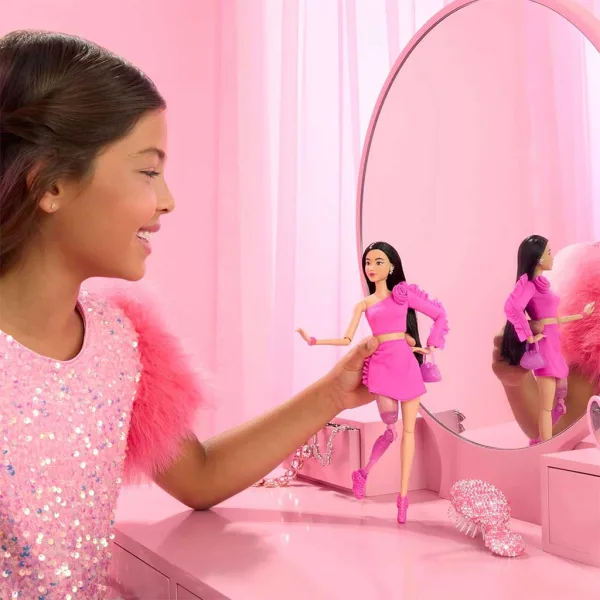 Barbie: Trendi prijateljice - Crnokosa lutka - Mattel slika 3