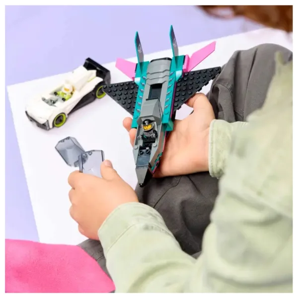 LEGO® City: Avion vs. auto (60489) slika 4