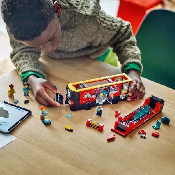 LEGO® City: Crveni dvokatni turistički autobus (60407) slika 3