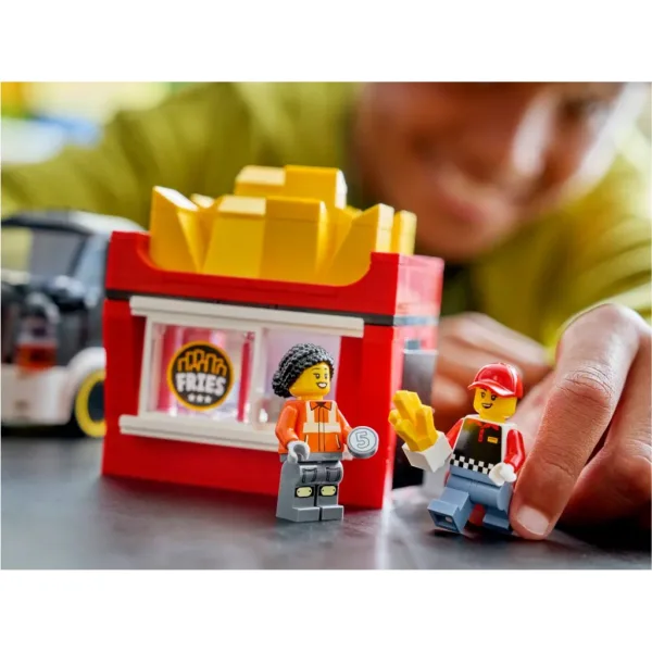 LEGO® City: Kolica za prodaju prženih krumpira (60488) slika 5