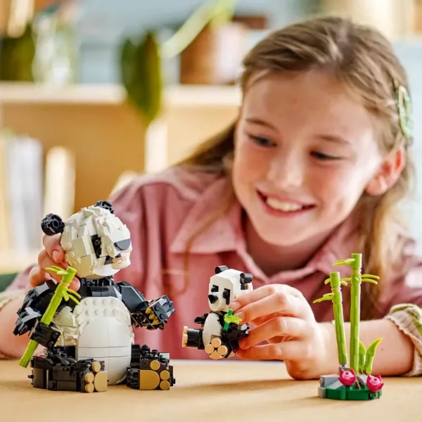 LEGO® Creator: Divlje životinje: Panda obitelj (31165) slika 3