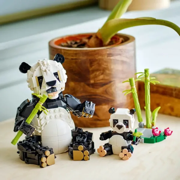 LEGO® Creator: Divlje životinje: Panda obitelj (31165) slika 4