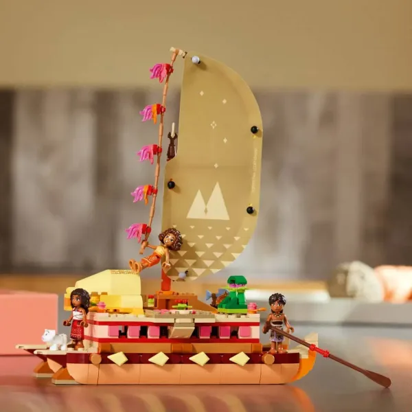 LEGO® Disney: Vaiana s avanturama ispunjen kanu (43270) slika 3