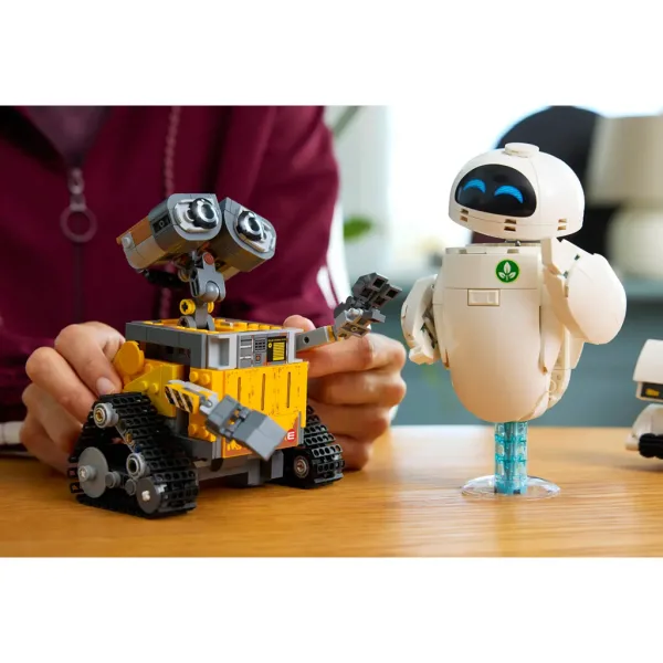 LEGO® Disney: WALL-E i EVA (43279) slika 7