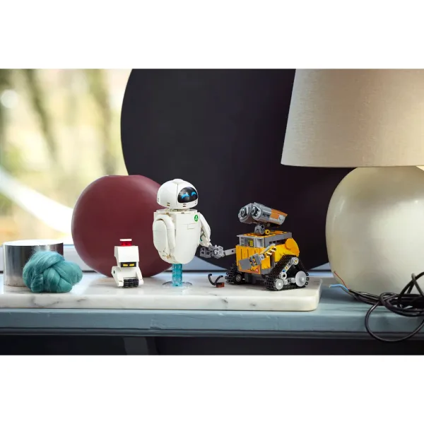 LEGO® Disney: WALL-E i EVA (43279) slika 8