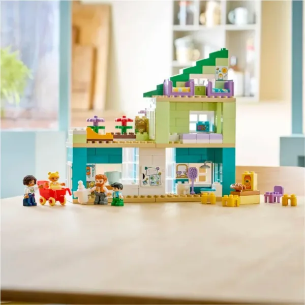 LEGO® DUPLO®: 3 u 1 moderni obiteljski dom s figuricama (10470) slika 5