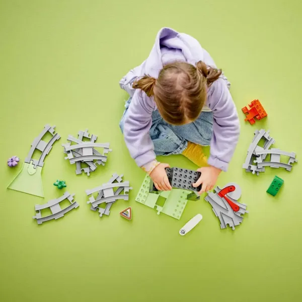 LEGO® DUPLO®: Vlakovski tunel i set pruga (10425) slika 3