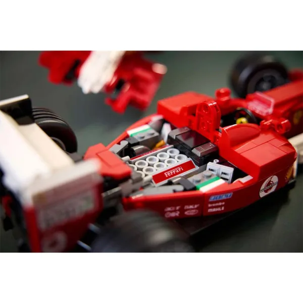 LEGO® Ikone: Ferrari F2004 i Michael Schumacher (11375) slika 8