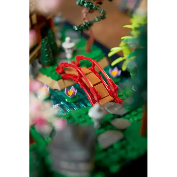 LEGO® Icons: Japanski vrt (10315) slika 4