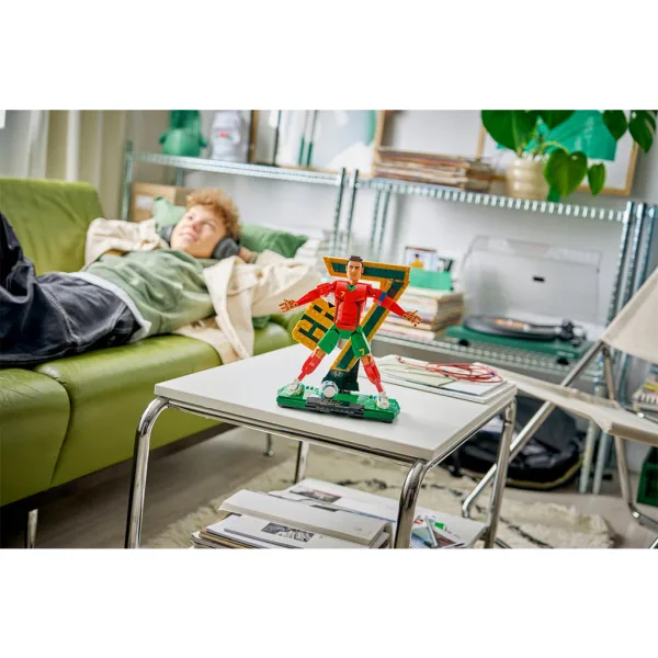 LEGO® Izdanja: Cristiano Ronaldo – Nogometna legenda (43016) slika 5