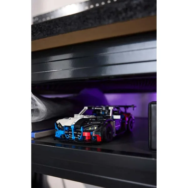 LEGO® Technic: BMW M4 GT3 EVO trkaći automobil (42226) slika 5