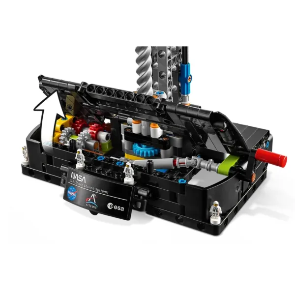 LEGO® Technic: NASA Artemis raketni sustav za lansiranje (42221) slika 3