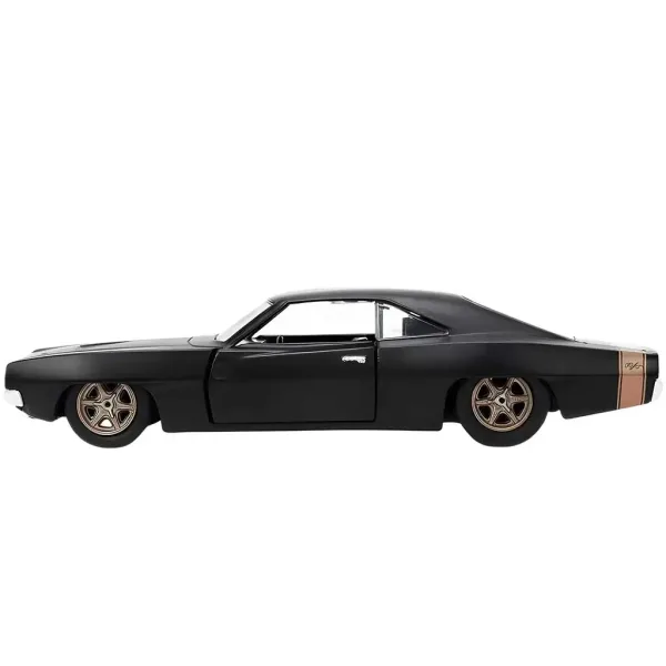 Brzi i žestoki: Dom Toretto Dodge Charger R/T 1970 & Dodge Charger Widebody 1968 metalni autić 2 komada u pakiranju 1/32 mjerilo 13cm - Jada Toys slika 4