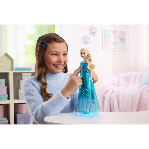Zaleđeno kraljevstvo - Pjevajuća Elsa lutka s svjetlosnom igrom - Mattel slika 2
