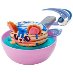COOKEEZ Makery: Pancake Treatz set za igru za pečenje palačinki s plišanom igračkom iznenađenja slika 3