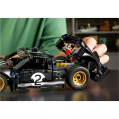 LEGO® Technic: Ford GT40 MKII trkaći automobil iz 1966. (42223) slika 6