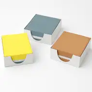 Ljepljeni blok za bilješke u više boja, 500 listova, 8,5x8,5x4,5 cm