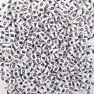 PlayBox: Posebni znakovi perle od plastike za peglanje, pakiranje od 300 komada