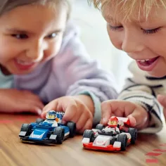 LEGO® City: F1® Williams Racing i Haas F1® trkaći automobili (60464) slika 3