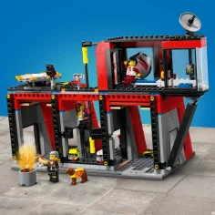 LEGO® City: Vatrogasna postaja i vatrogasno vozilo (60414) slika 4