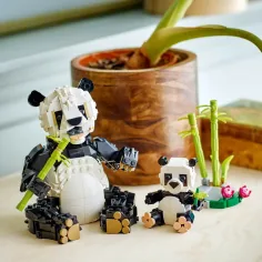 LEGO® Creator: Divlje životinje: Panda obitelj (31165) slika 4