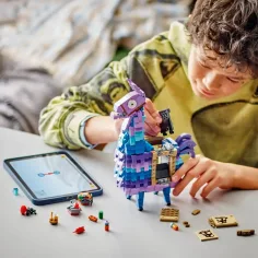 LEGO® Fortnite: Opskrbna lama (77071) slika 4