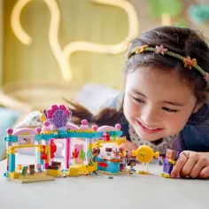 LEGO® Friends: Dućan slatkiša u Heartlake Cityju (42649) slika 3