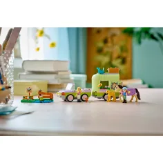 LEGO® Friends: Prikolica za konje i konjiće (42695) slika 9