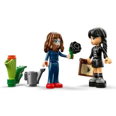 LEGO® Srijeda: Crna dalija (76784) slika 4
