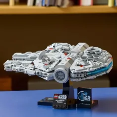 LEGO® Star Wars™: Millennium Falcon™ (75375) slika 5
