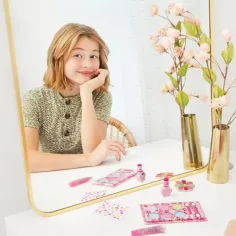 Make it Real: Blooming Beauty cvjetni set šminke slika 4